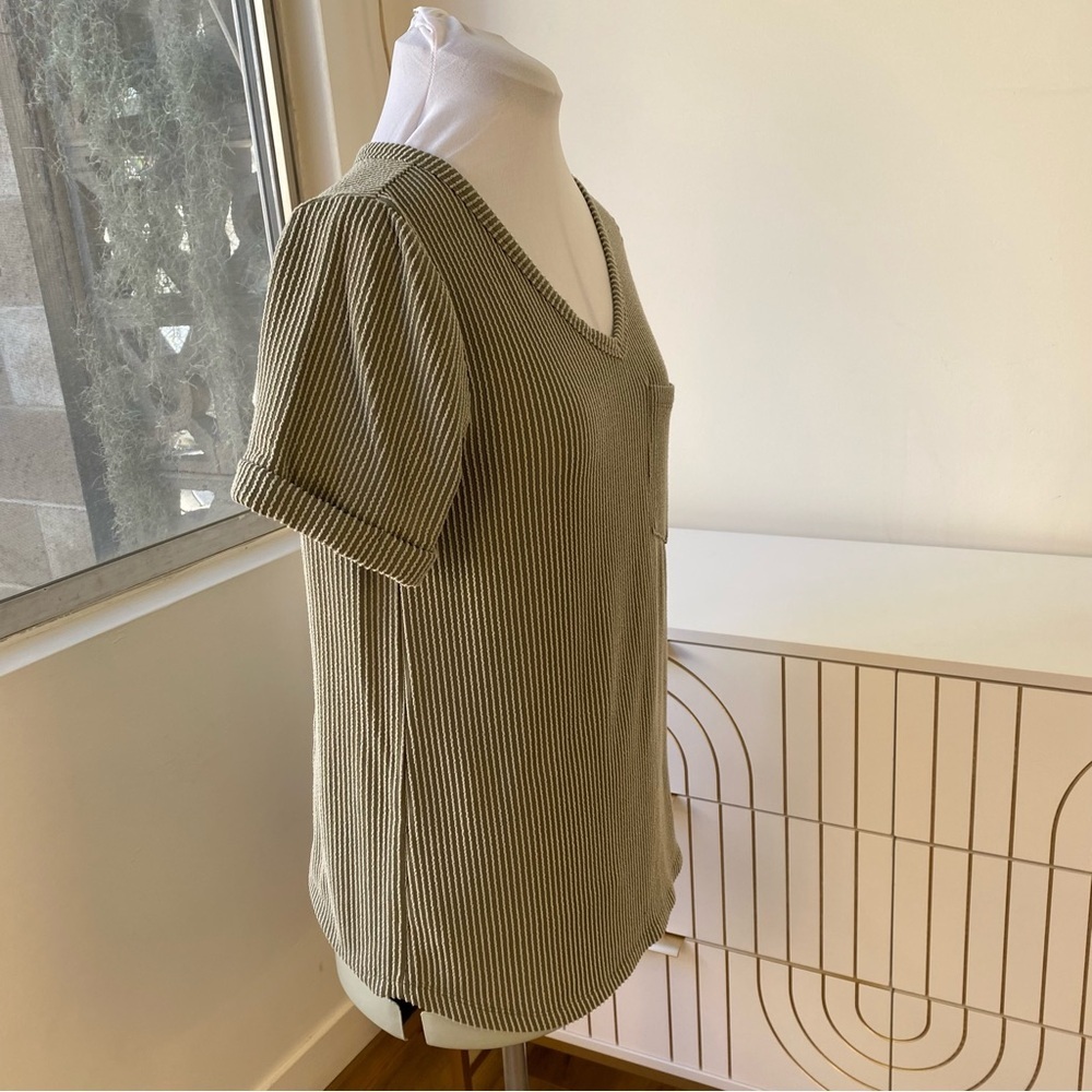 Textured Rib V-Neck Pocket Tee — Sage/Olive Stripe (Size S) - Picture 5 of 9